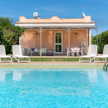 Villa Bouganville Con Piscina By Wonderful Italy سيراكوزا المظهر الخارجي الصورة